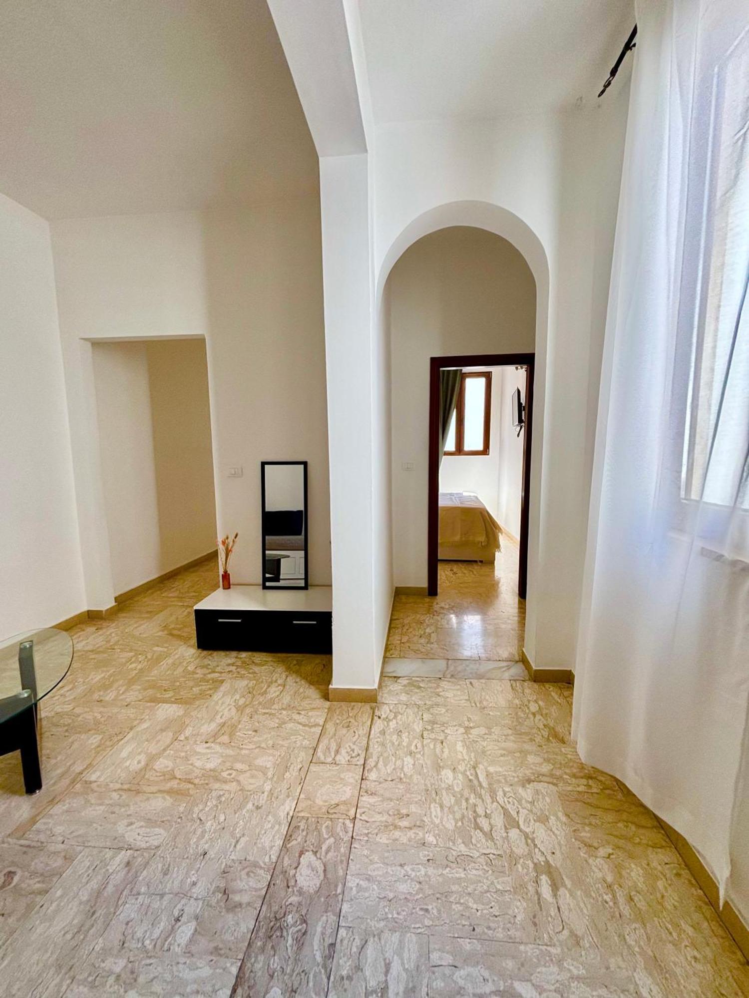 شقة La Pergola Del Centro برينديسي المظهر الخارجي الصورة